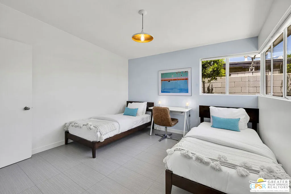 587 N Calle Marcus, Palm Springs, California 92262 home-pic-31